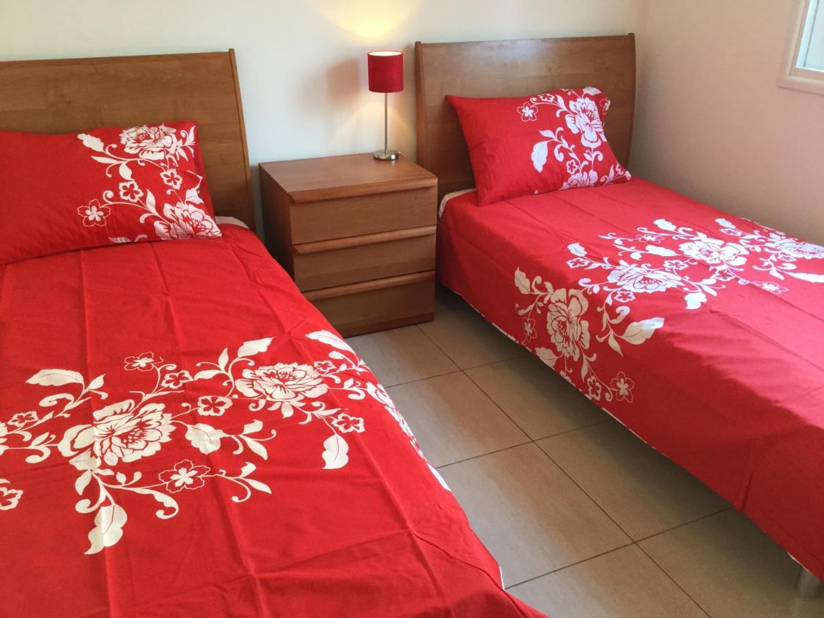 Poolside 2 Bedroom Apt, Paphos Riviera, Universal Area ภายนอก รูปภาพ